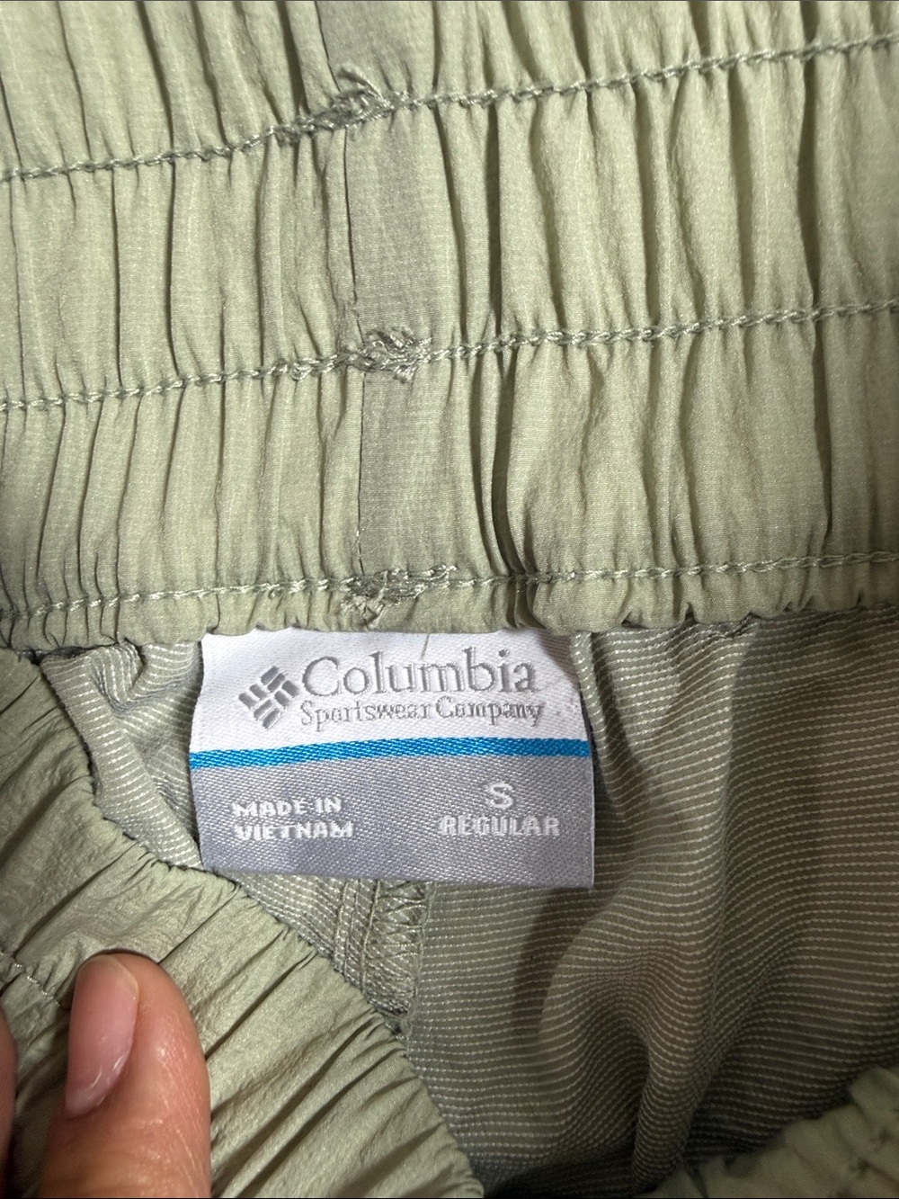 Columbia Men's Light Olive Elastic Waist Athletic Shorts